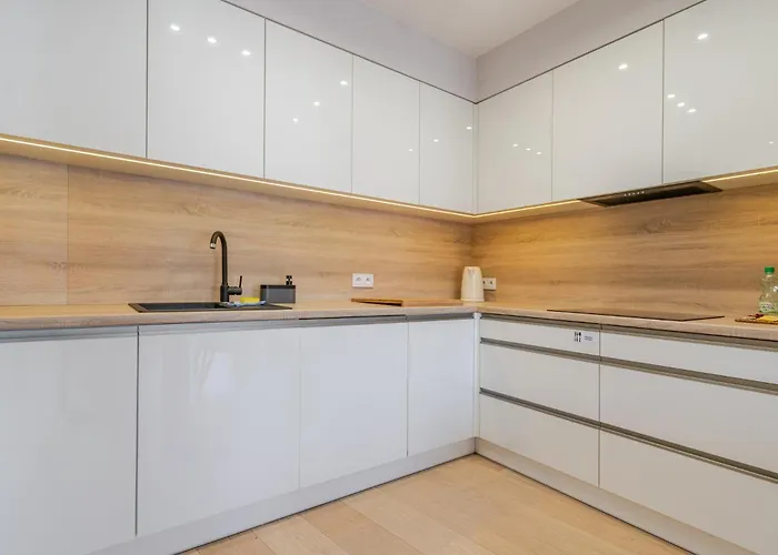 Pulaskiego Urban By Bookinghost * Katowice